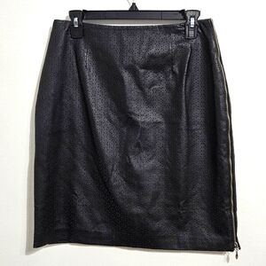 Vintage Bagatelle 100% leather high waisted knee-length skirt. Size 8.